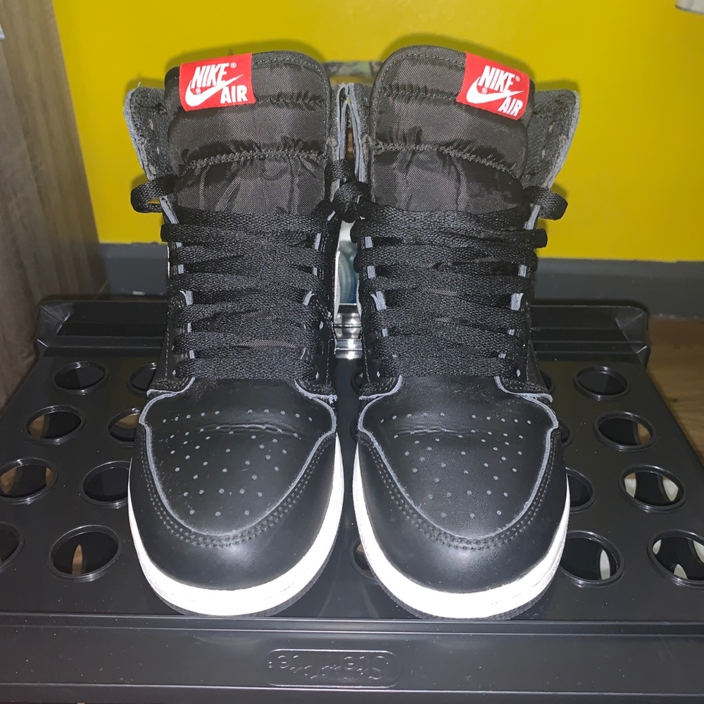 Jordan 1 Retro “Yin Yang Black” (GS)(6.5Y)(8.5W)